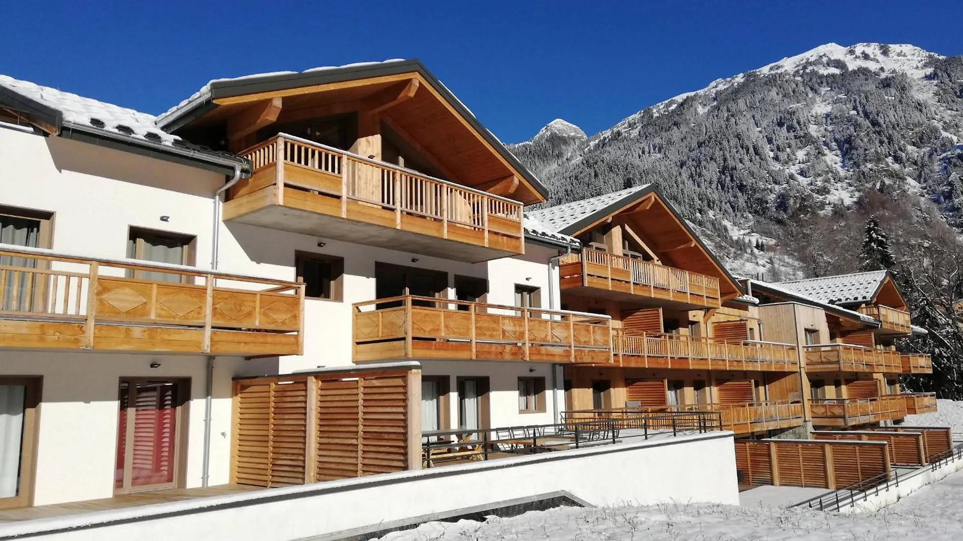Appartement Cosy Avec Balcon, Parking Et Wi-Fi A Champagny-En-Vanoise - Fr-1-638-13 La Plagne