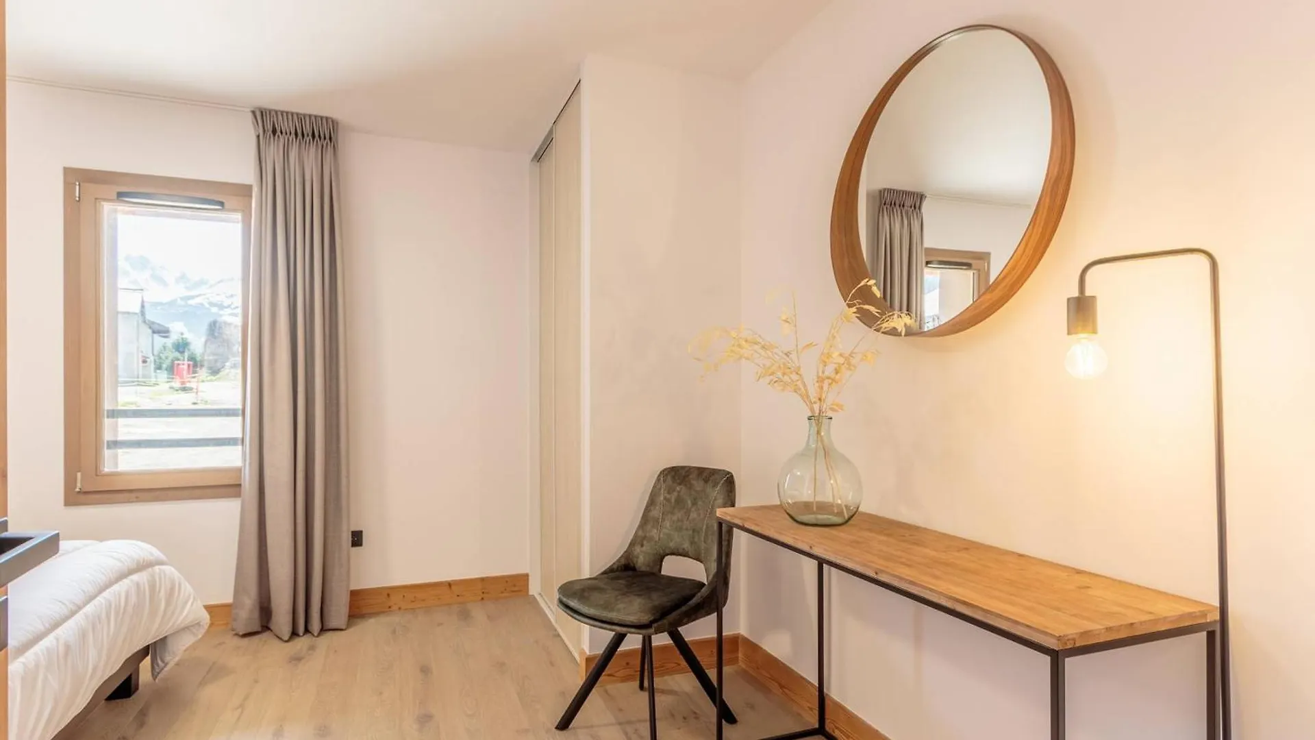 Appartement Cosy Avec Balcon, Parking Et Wi-Fi A Champagny-En-Vanoise - Fr-1-638-13 La Plagne